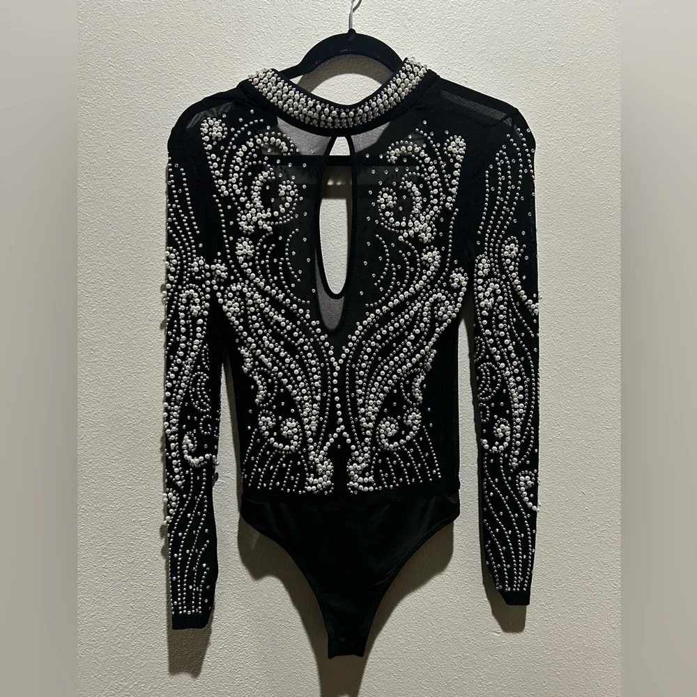 Small Chic Black mesh sheer pearls S Embellished Bodysuit - Picture 4 of 11